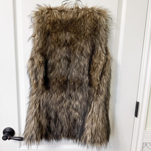 FAUX Fur Vest - Handmade - Picture 9 of 9